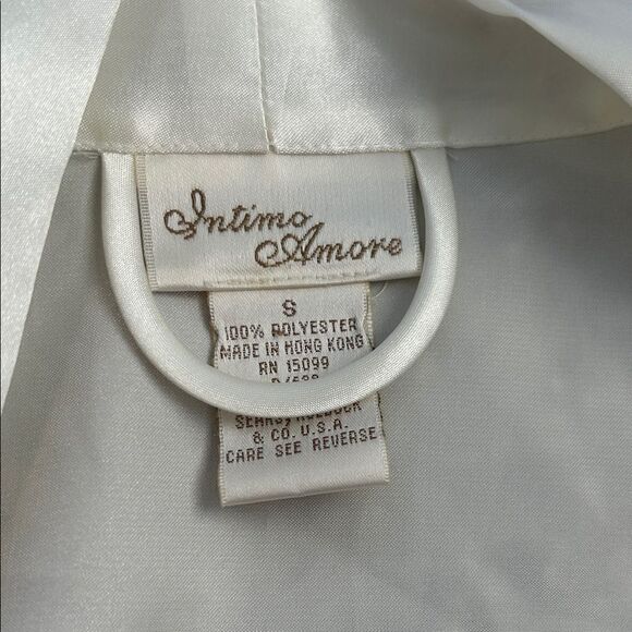 Vintage Intimo Amore Wedding Sheer Sleeve Eyelet White Satin Robe - Picture 5 of 8